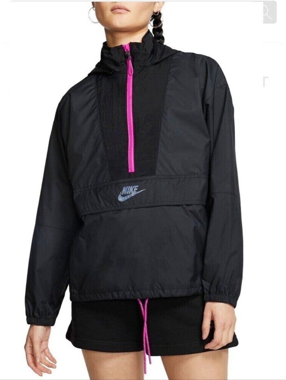 🤩 Nike Women's Jacket with Pink Zipper - Size Medium